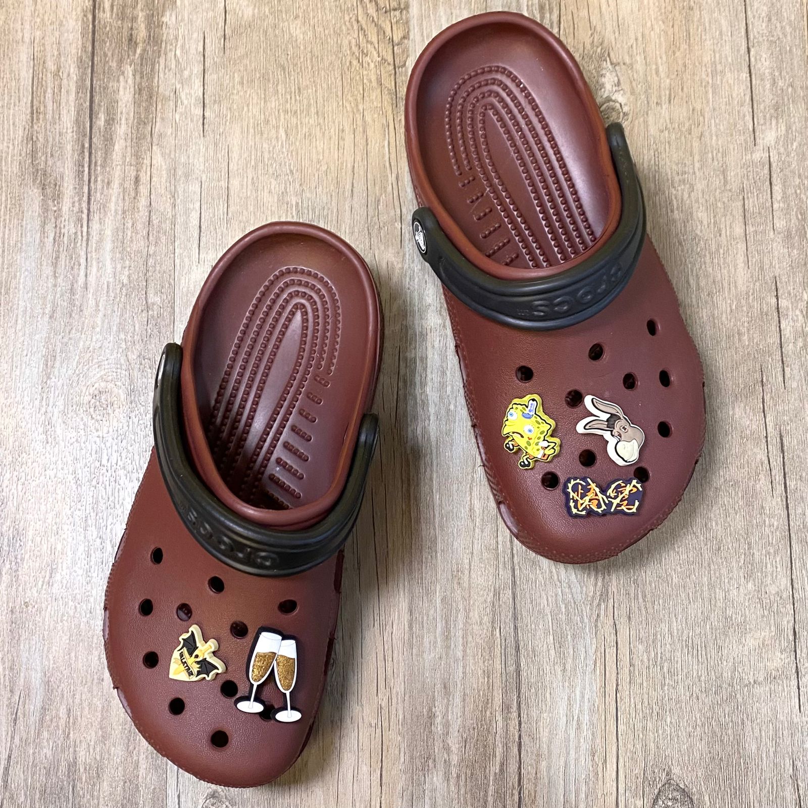 Dép Crocs Kid Classic Clog HN2 Brown/Black